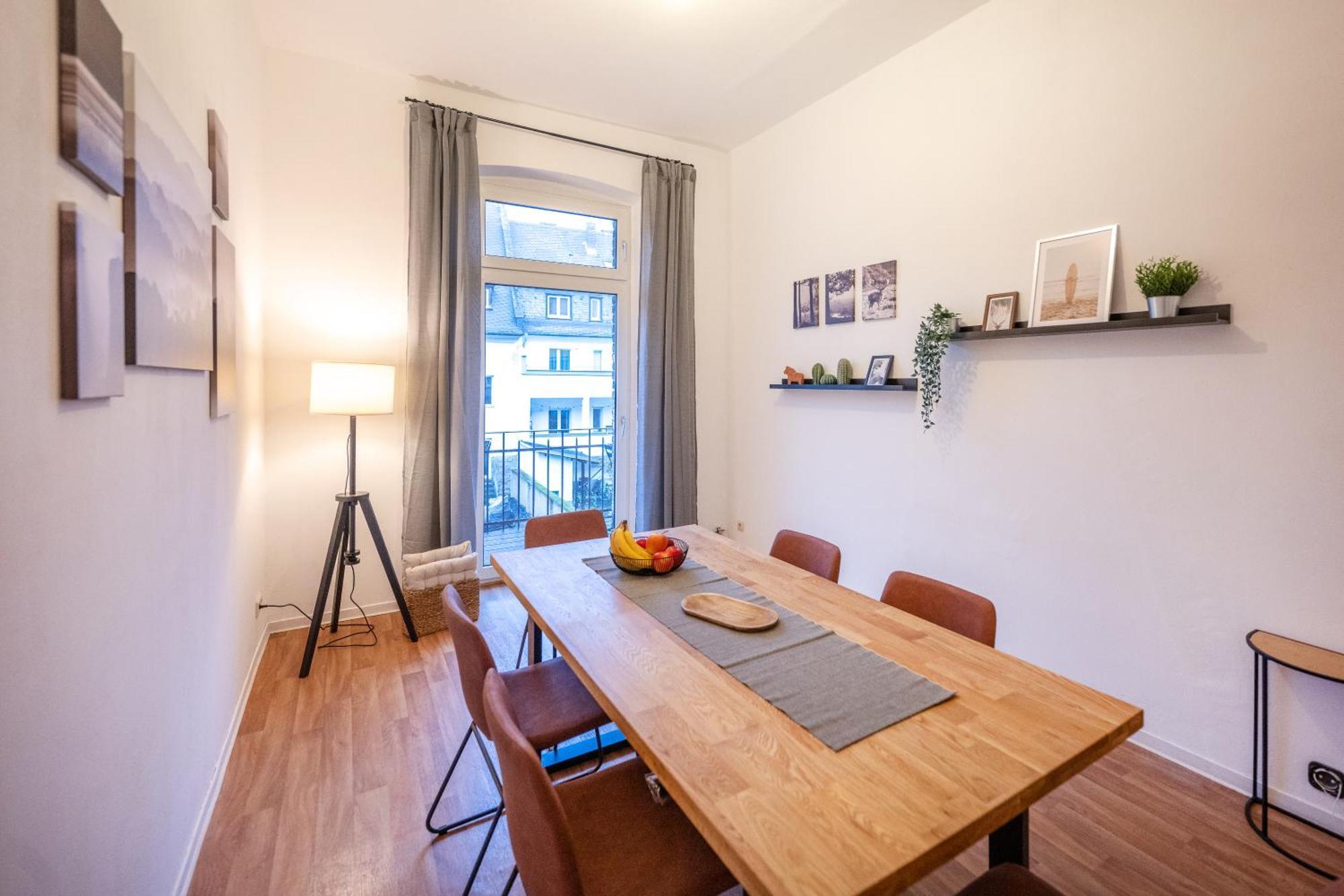Suedstadt-Oase 1 Komfort Mit 2 Sz Und Balkon Koblenz  Buitenkant foto