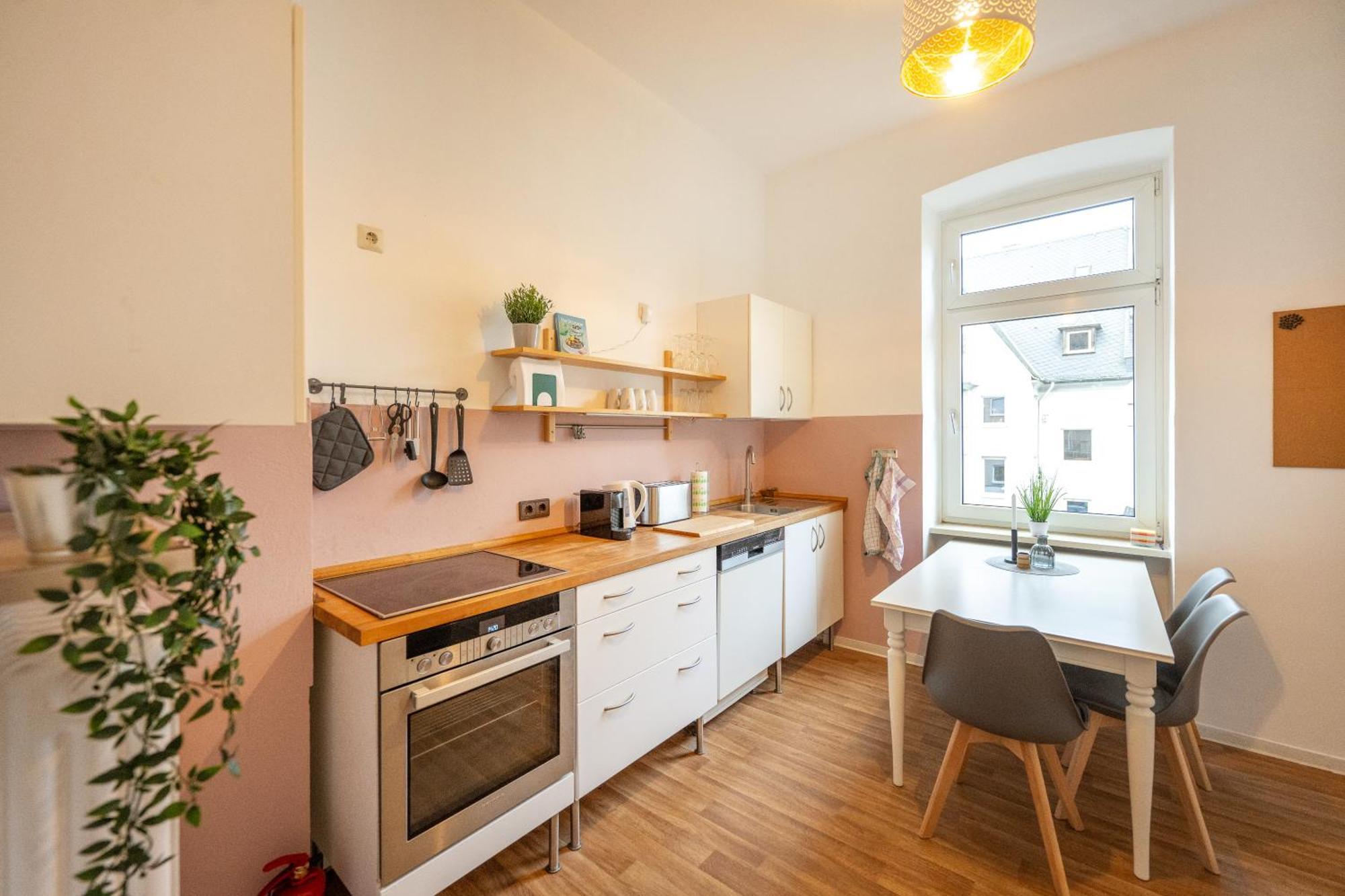 Suedstadt-Oase 1 Komfort Mit 2 Sz Und Balkon Koblenz  Buitenkant foto